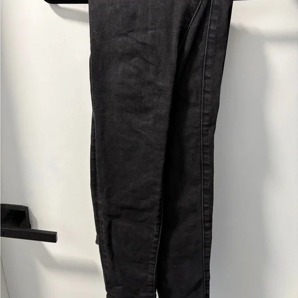 EXTRA TALL American Eagle Black Curvy Hi-Rise Jeggings - Picture 2 of 6